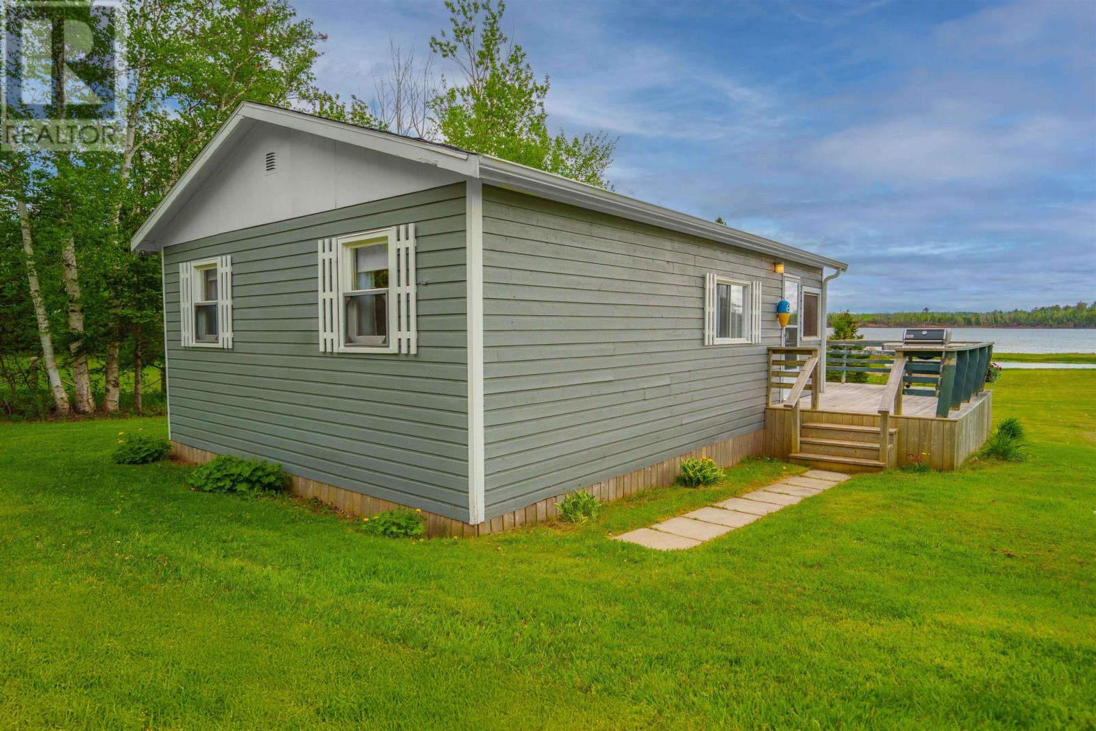 Cottage 6 237 Kayes Road, Deroma Waterfront Cottages, Georgetown Royalty, Prince Edward Island  C0A 1L0 - Photo 5 - 202515541