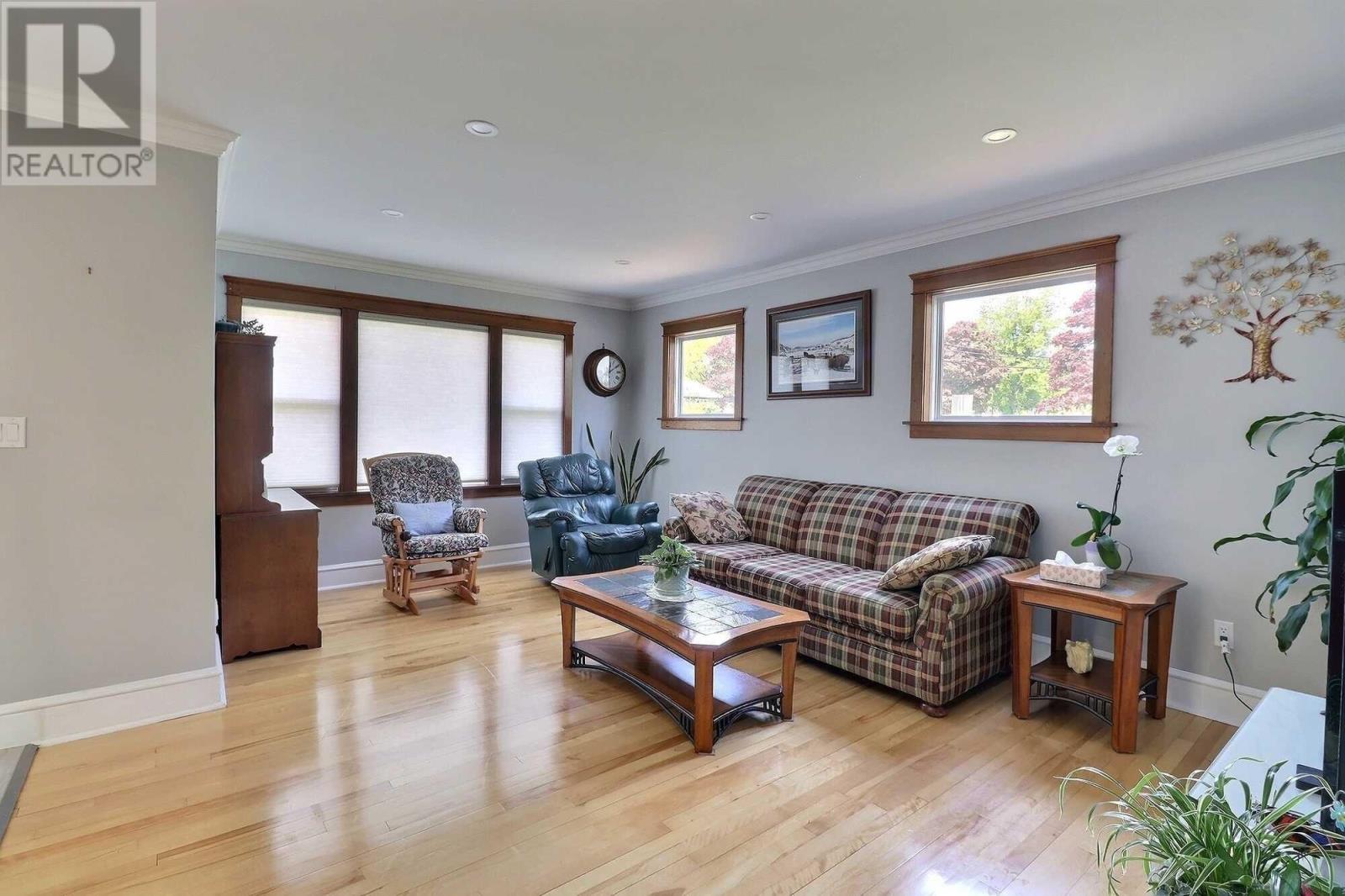 22 Maple Avenue, Charlottetown, Prince Edward Island  C1A 6E1 - Photo 3 - 202515584
