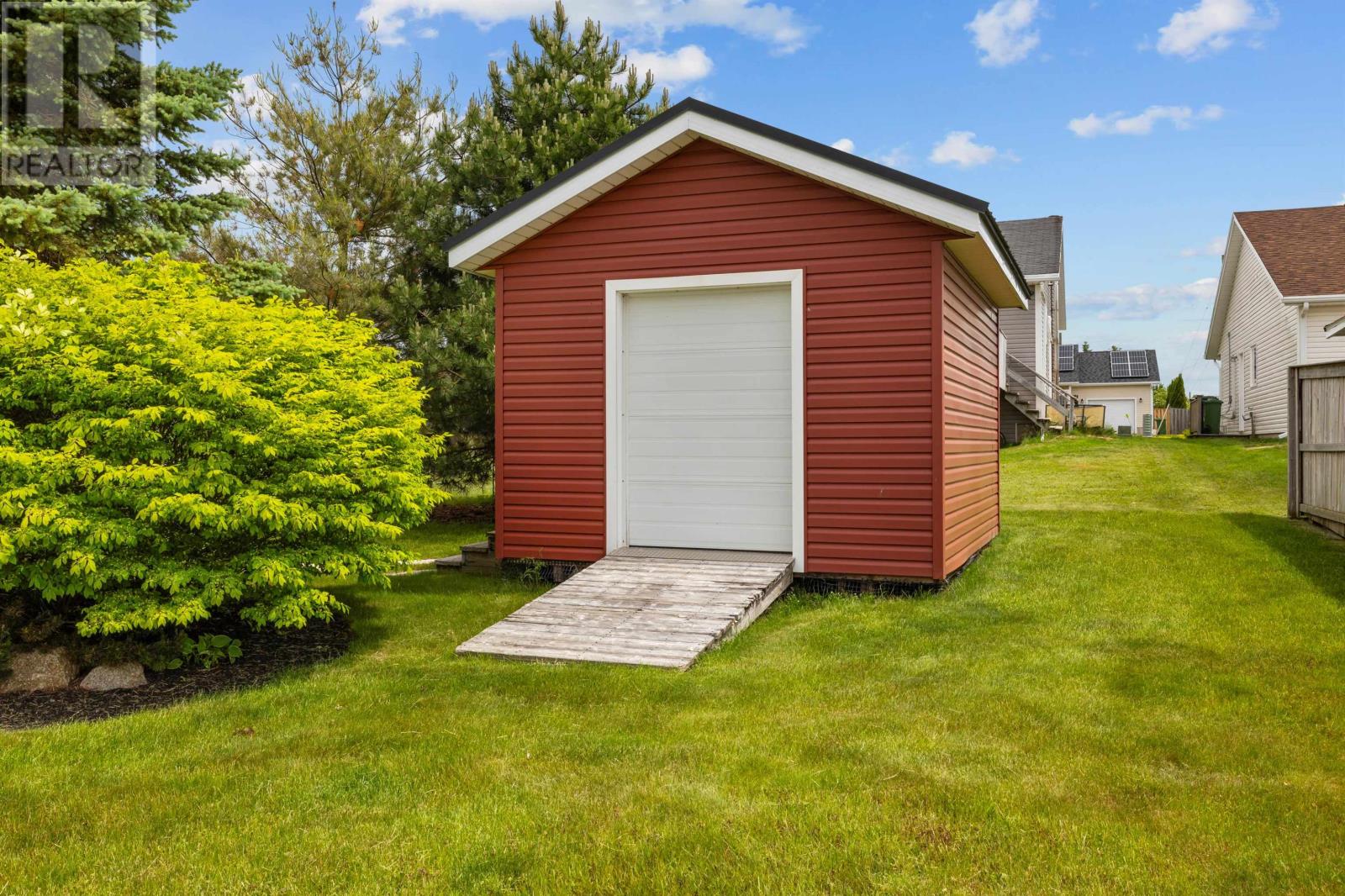 14 Brethaven Court, Charlottetown, Prince Edward Island  C1E 1M4 - Photo 38 - 202515591