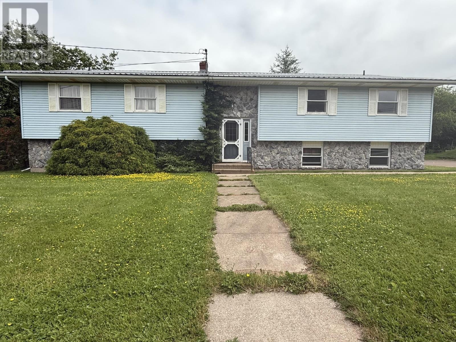 2 Maple Lane, Kensington, Prince Edward Island  C0B 1M0 - Photo 1 - 202515627