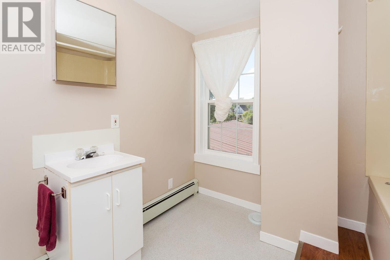 65 Douglas Street, Charlottetown, Prince Edward Island  C1A 2J4 - Photo 26 - 202515674