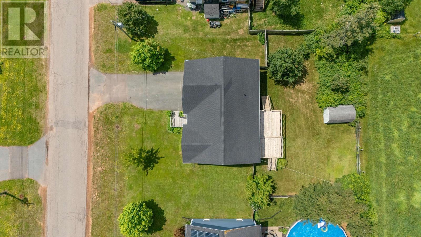 11 Parent Street, Charlottetown, Prince Edward Island  C1C 1R3 - Photo 40 - 202515702