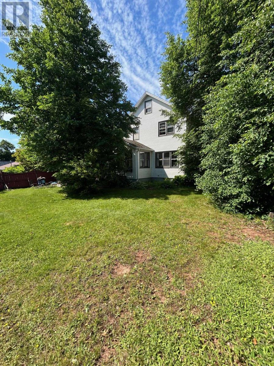 629 University Avenue, Charlottetown, Prince Edward Island  C1E 1E5 - Photo 5 - 202515715