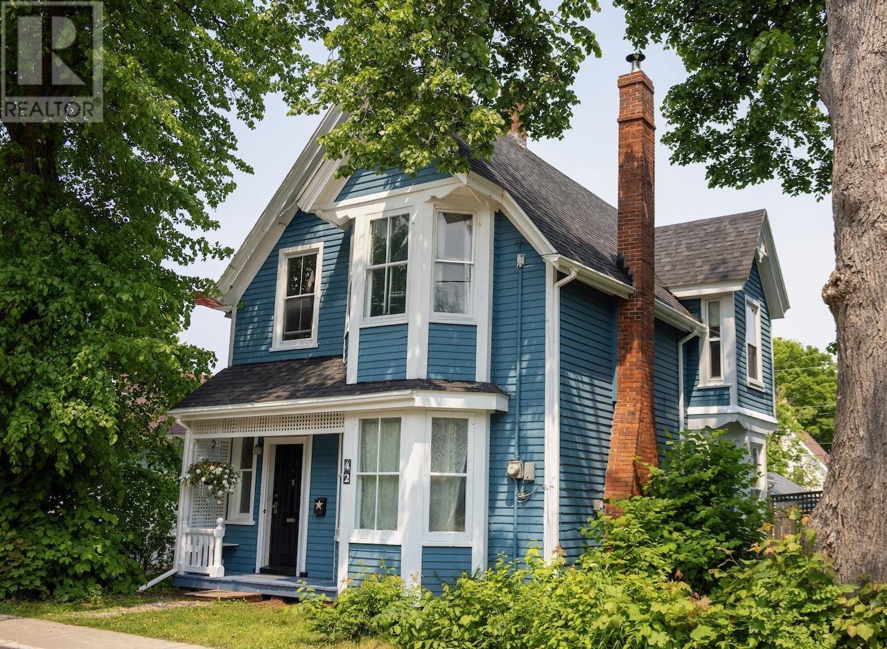 42 Upper Hillsborough Street, Charlottetown, Prince Edward Island  C1A 4X3 - Photo 1 - 202515752