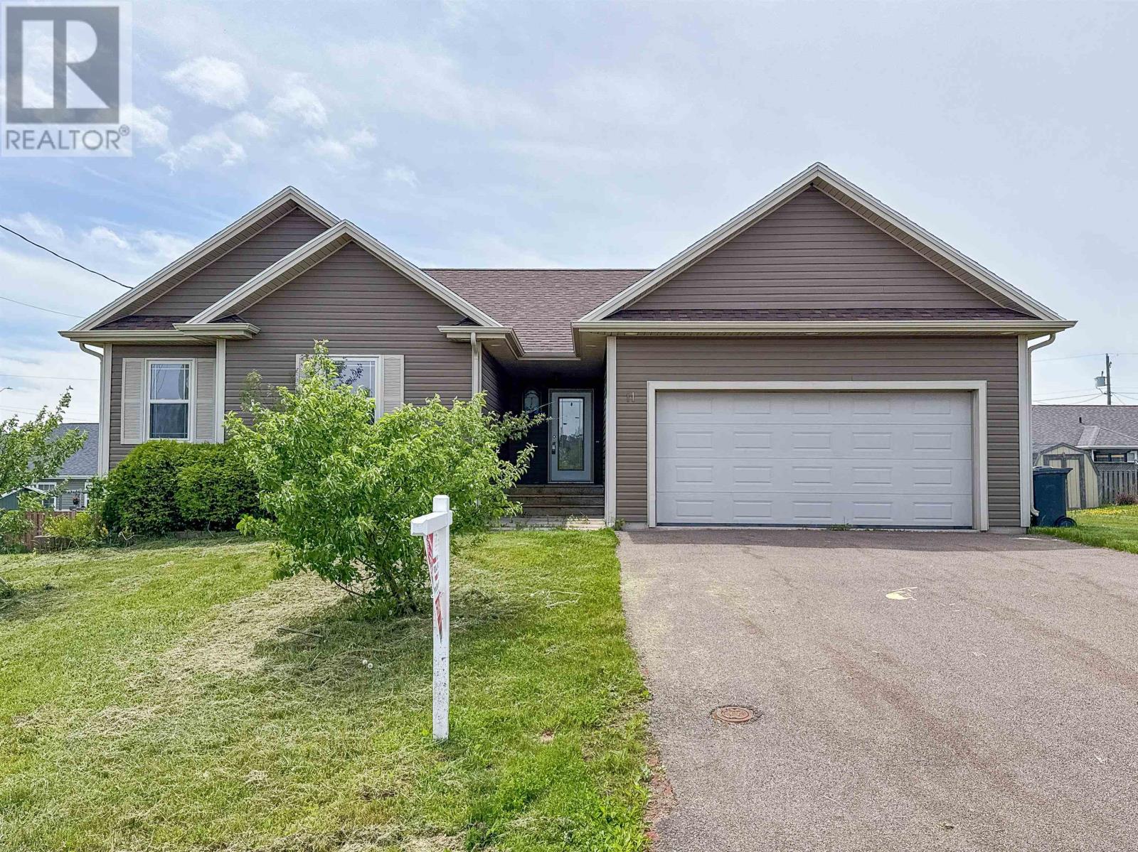11 Mutch Crescent, Charlottetown, Prince Edward Island  C1E 3G2 - Photo 1 - 202515834