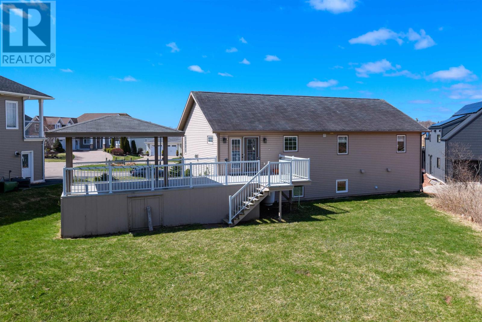 18 Madison Avenue, Charlottetown, Prince Edward Island  C1A 9R7 - Photo 25 - 202515866