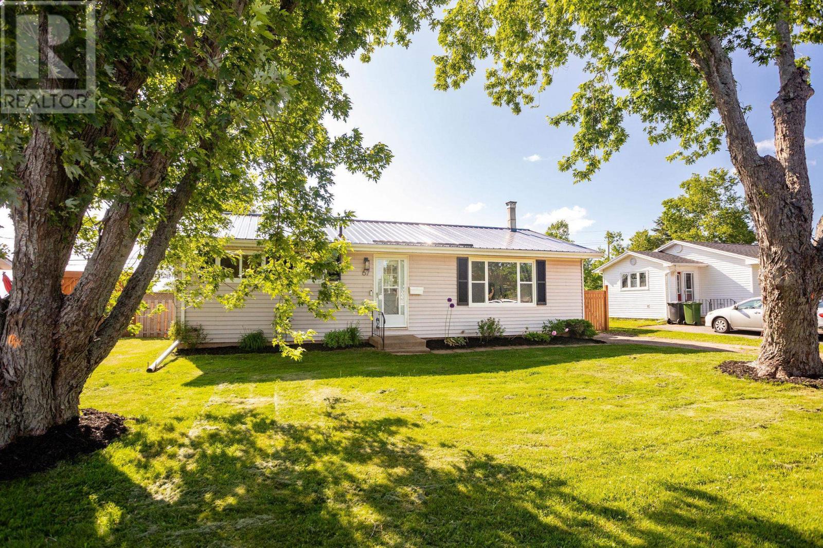 67 Westcomb Crescent, Charlottetown, Prince Edward Island  C1C 1B7 - Photo 37 - 202515959