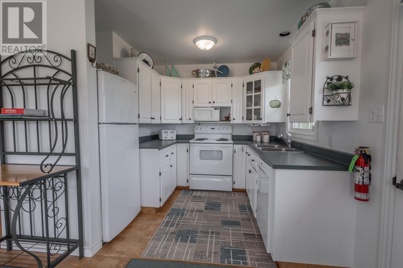 61 Michaels Road, Cable Head East, Prince Edward Island  C0A 2A0 - Photo 3 - 202516095
