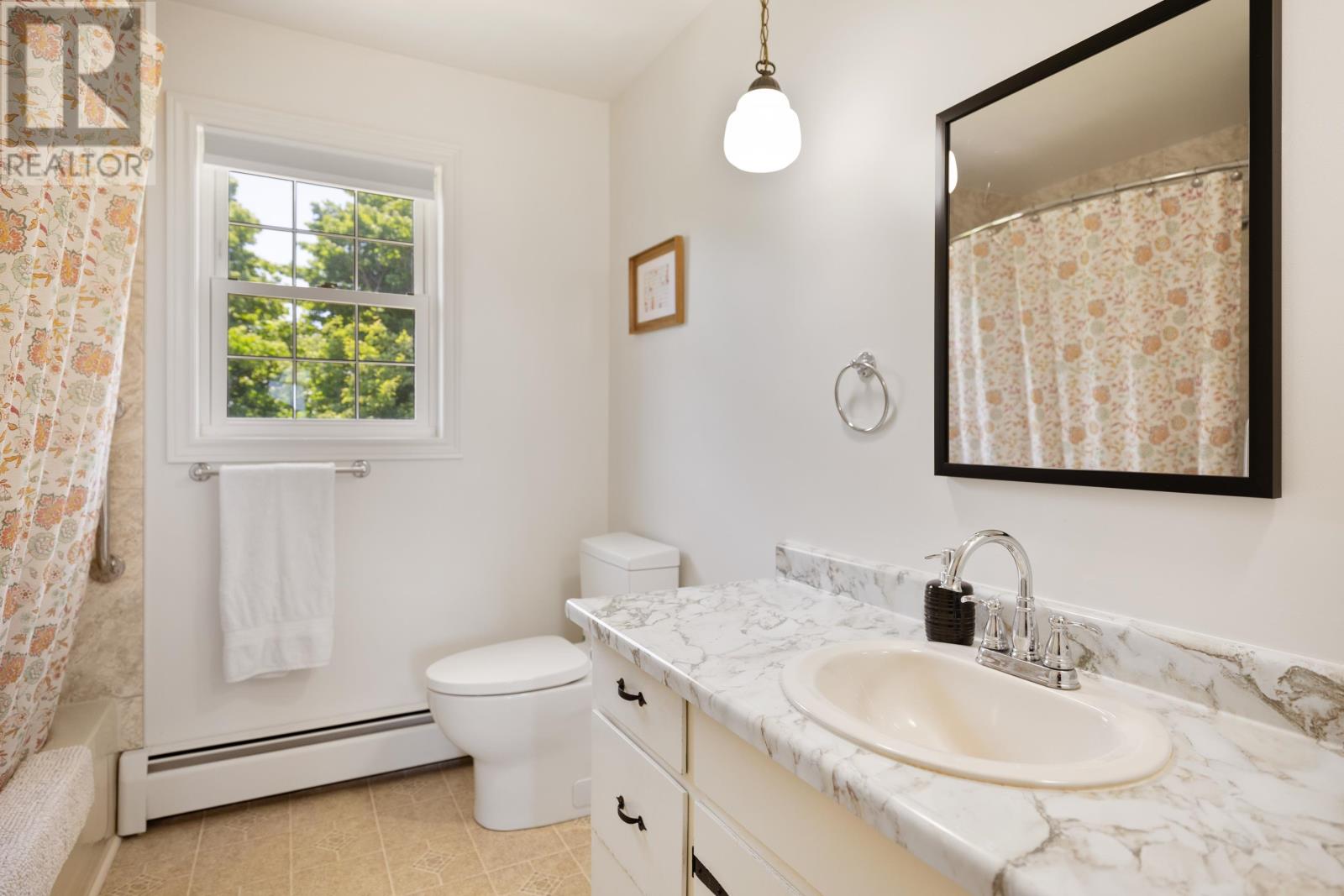 8 Sunset Drive, Stratford, Prince Edward Island  C1B 1K9 - Photo 31 - 202516149