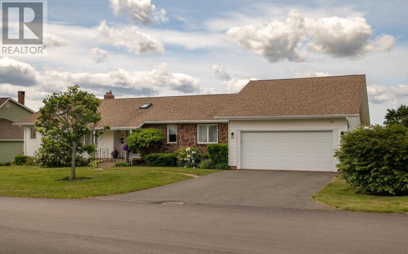 30 Brittany Drive, Brighton, Prince Edward Island  C1A 8W8 - Photo 5 - 202516151