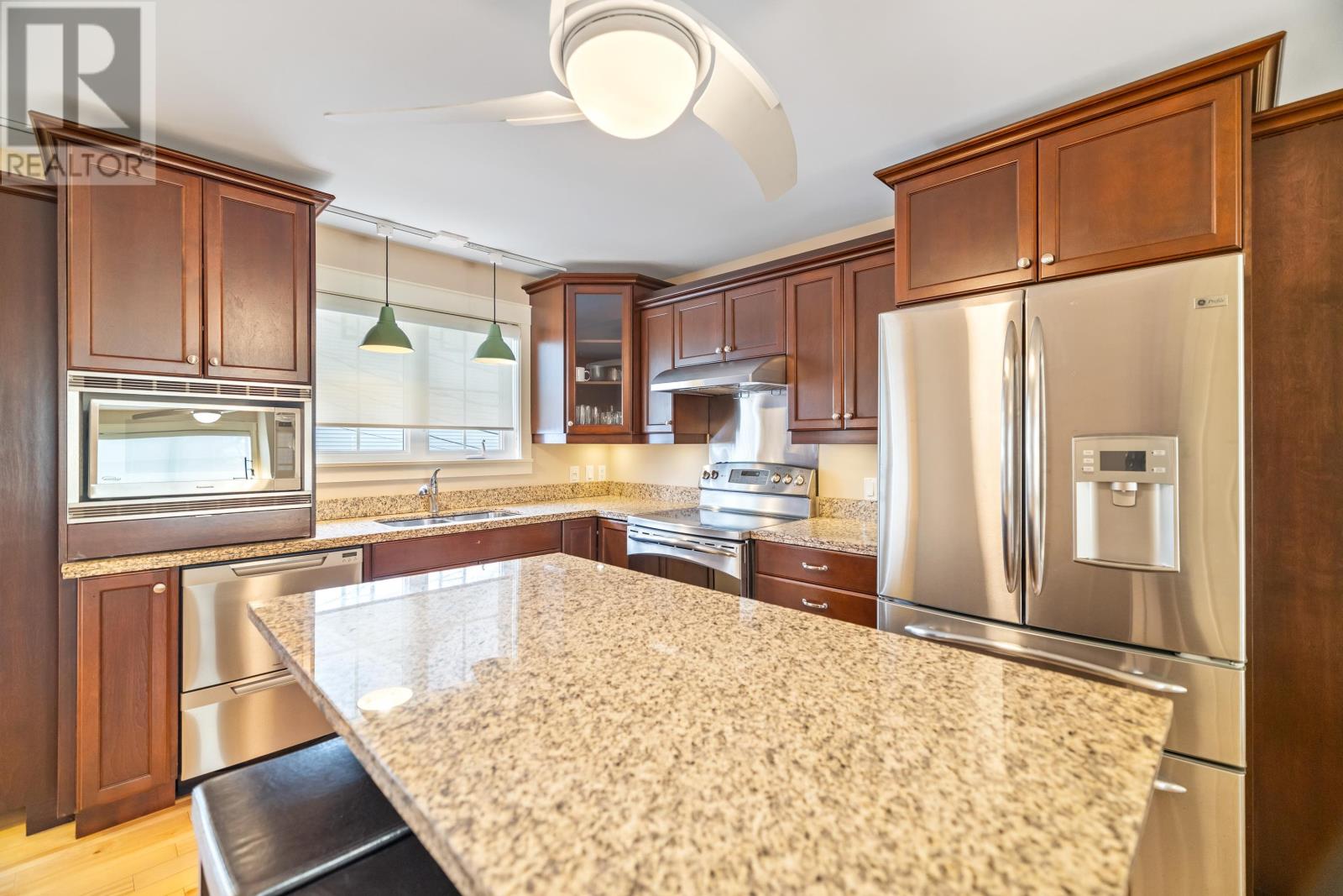 320b Queen Street, Charlottetown, Prince Edward Island  C1A 4C3 - Photo 9 - 202516226