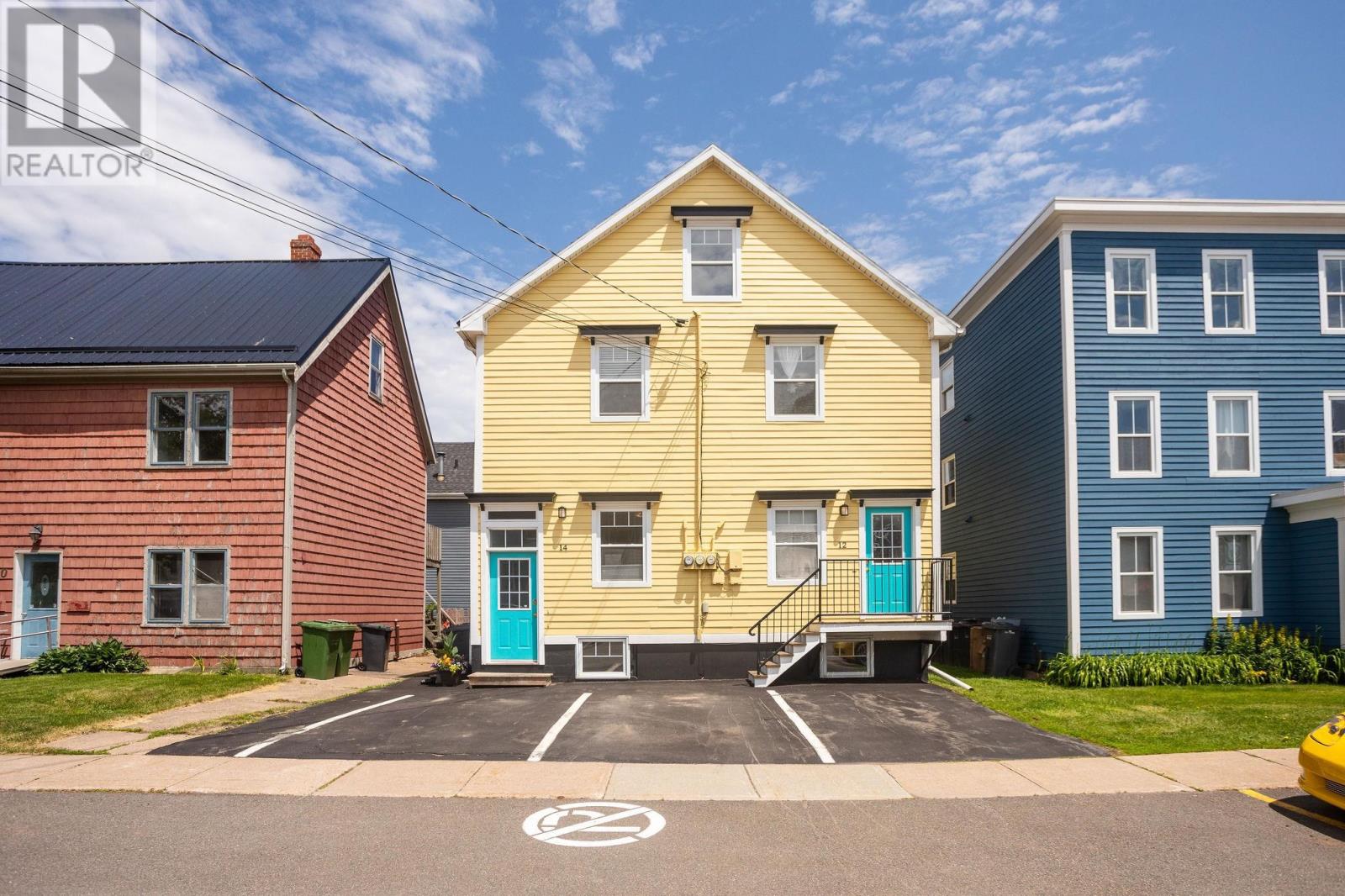 16 Hillsborough Street, Charlottetown, Prince Edward Island  C1A 4X1 - Photo 1 - 202516276