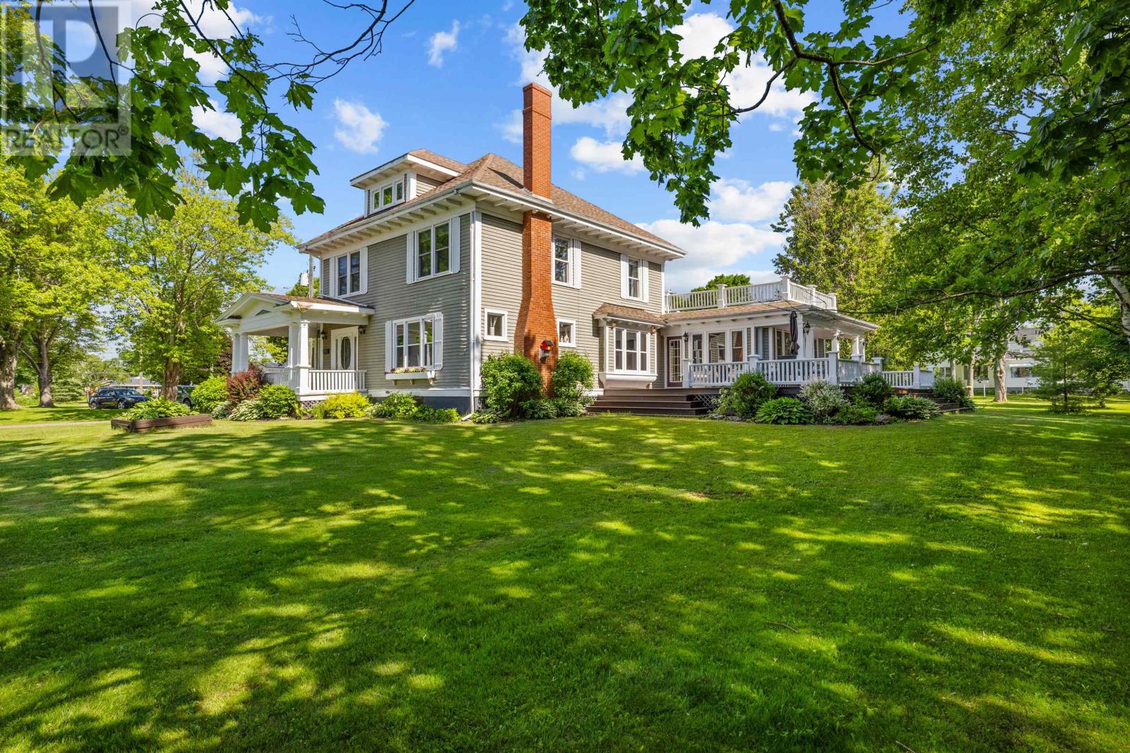 141 Victoria Road, Summerside, Prince Edward Island  C1N 2G6 - Photo 1 - 202516312