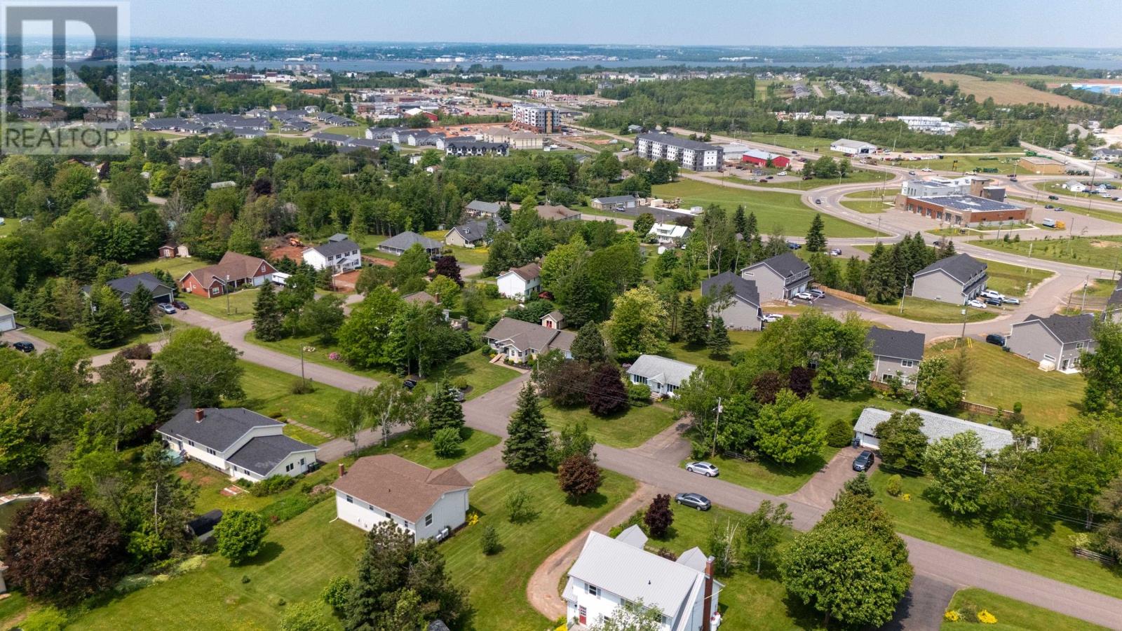 10 St Catherines Avenue, Stratford, Prince Edward Island  C1B 1A5 - Photo 38 - 202516553