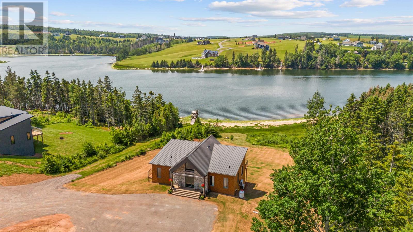 40 Meadowlands Road, Stanley Bridge, Prince Edward Island  C0A 1N0 - Photo 4 - 202516672