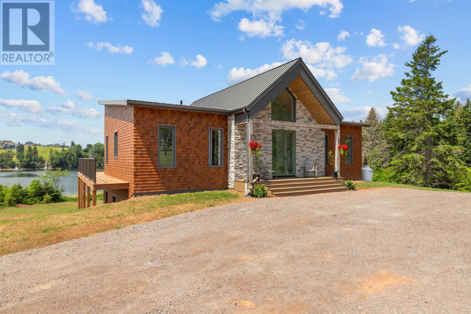 40 Meadowlands Road, Stanley Bridge, Prince Edward Island  C0A 1N0 - Photo 6 - 202516672