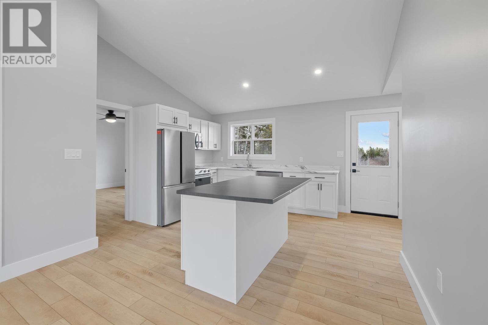 43 Simmions Crescent, Chelton, Prince Edward Island  C0B 1A0 - Photo 11 - 202516687