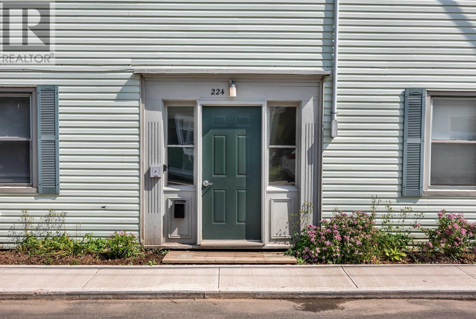 224 King Street, Charlottetown, Prince Edward Island  C1A 1C3 - Photo 2 - 202516950