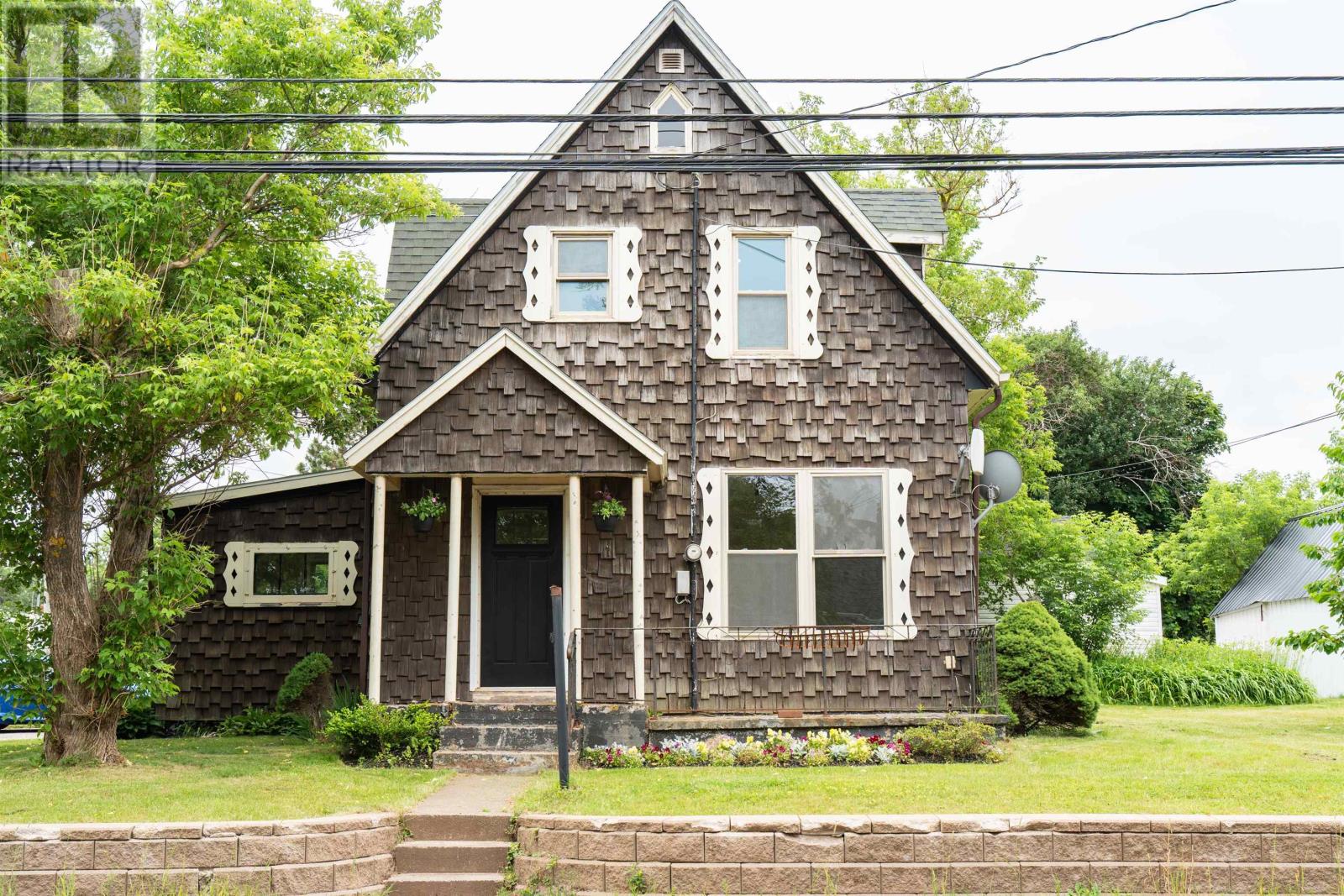 2 Centre Street, Morell, Prince Edward Island  C0A 1S0 - Photo 1 - 202517042