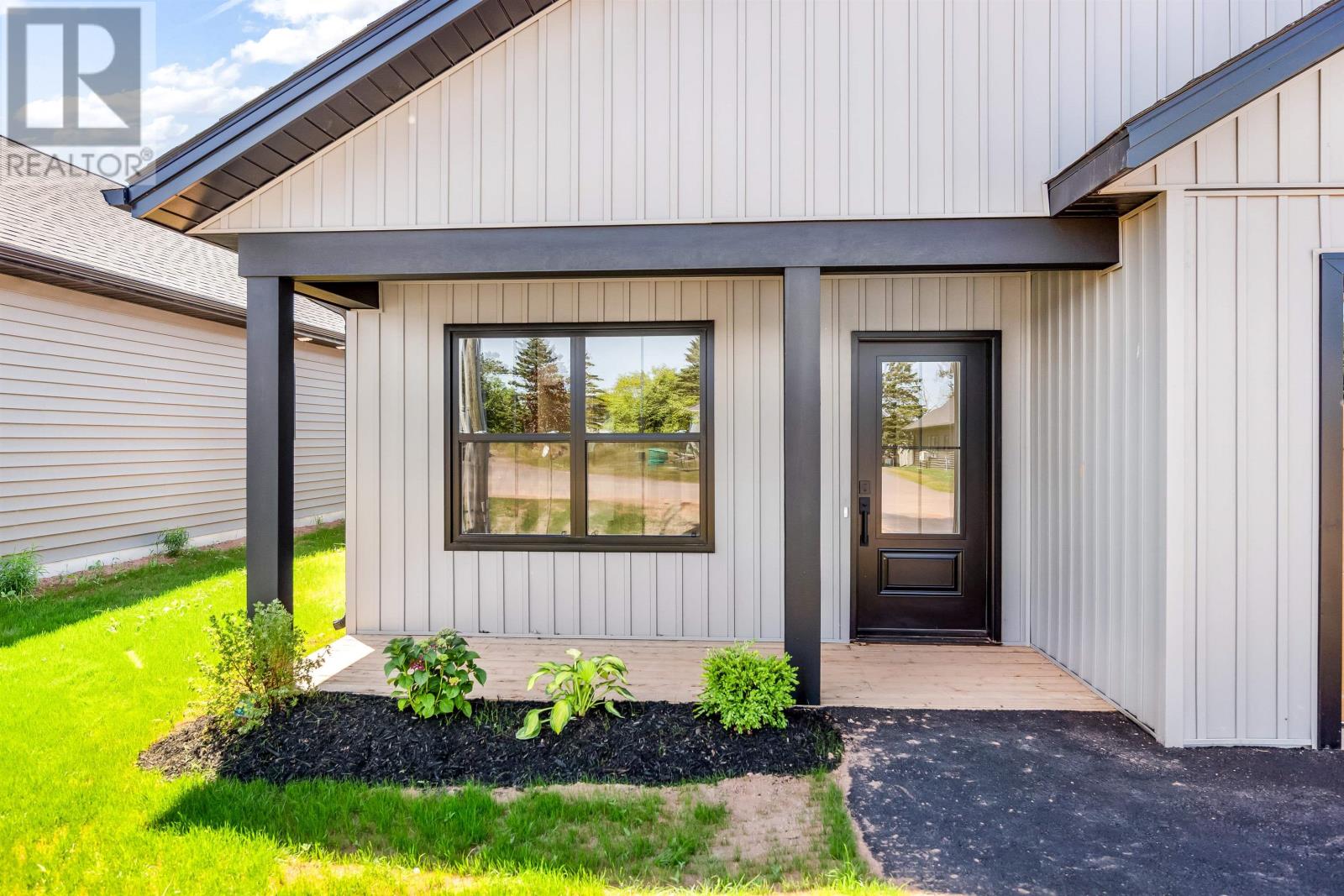 28 Reddin Heights, Stratford, Prince Edward Island  C1B 1Z4 - Photo 3 - 202517180