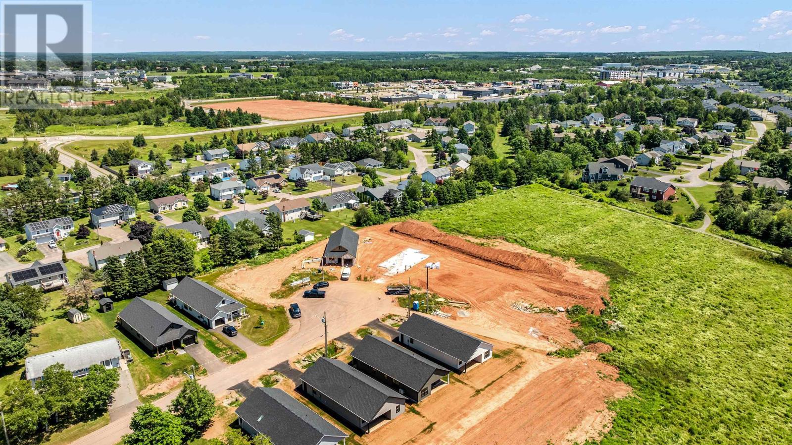 32 Reddin Heights, Stratford, Prince Edward Island  C1B 1Z4 - Photo 2 - 202517184