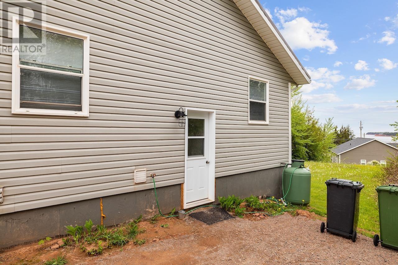 7 Spring Street, Souris, Prince Edward Island  C0A 2B0 - Photo 4 - 202517682