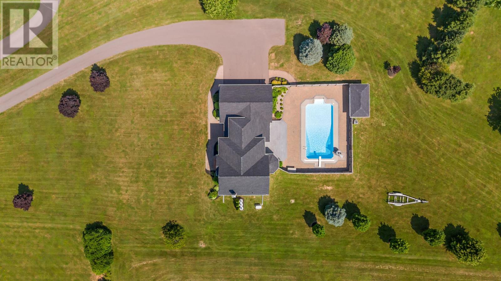 10 Galway Court, Stratford, Prince Edward Island  C1B 1P2 - Photo 4 - 202517746