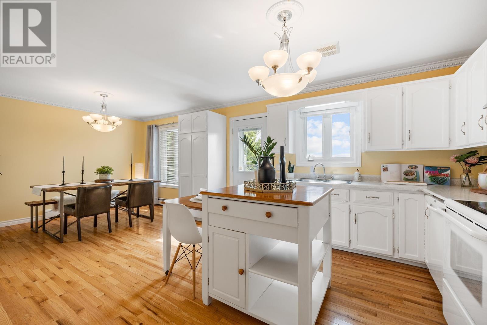 9 Darrach Street, Charlottetown, Prince Edward Island  C1C 1E2 - Photo 6 - 202517754