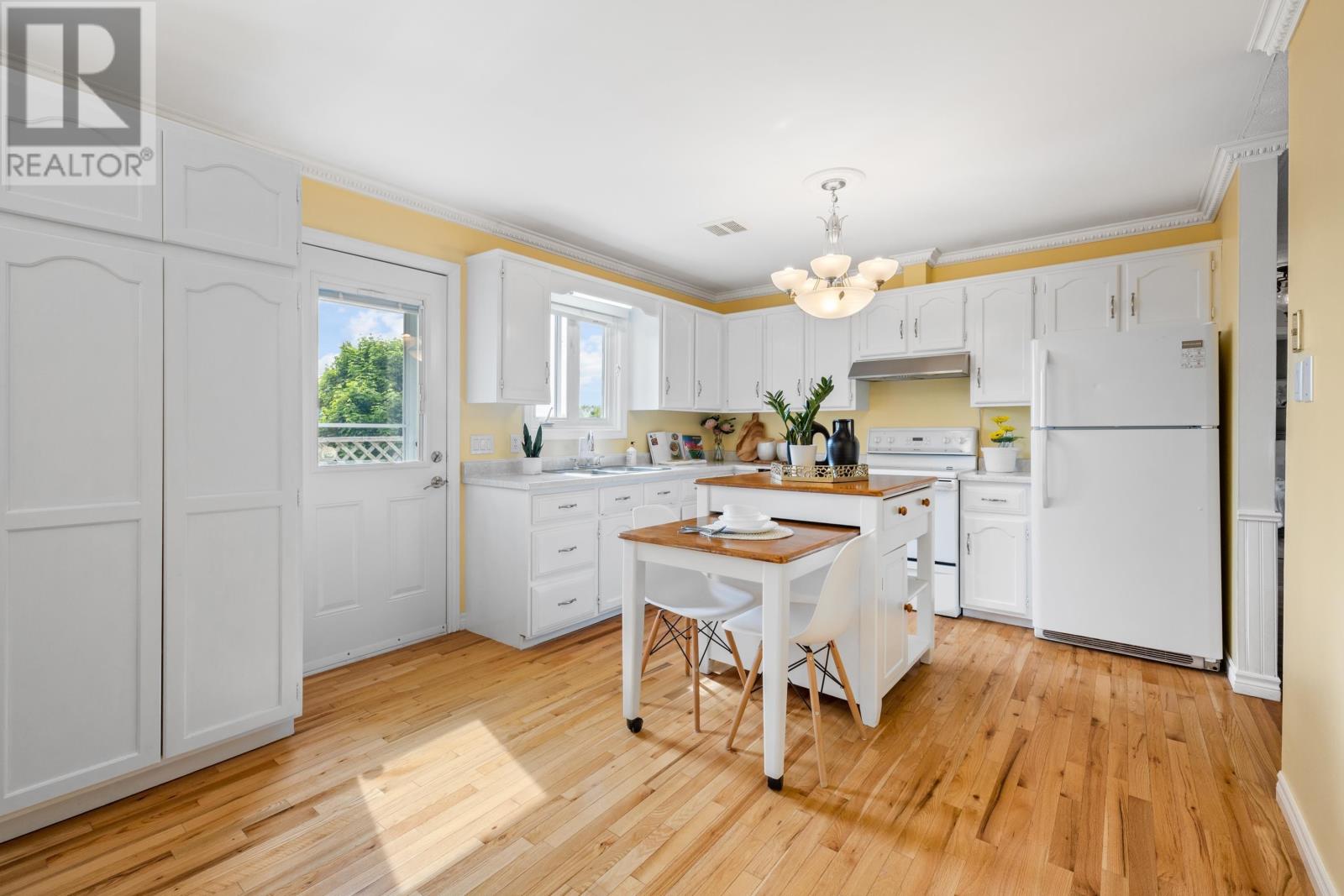 9 Darrach Street, Charlottetown, Prince Edward Island  C1C 1E2 - Photo 8 - 202517754