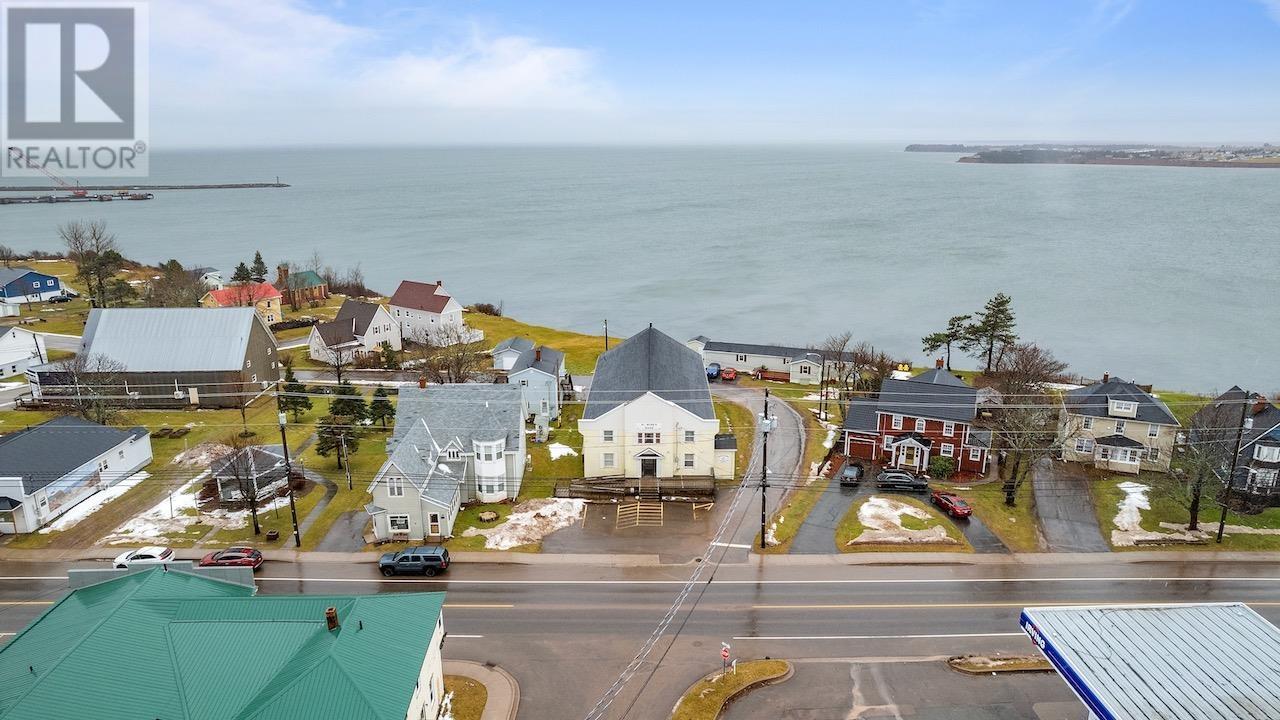 66 Main Street, Souris, Prince Edward Island  C0A 2B0 - Photo 1 - 202517897