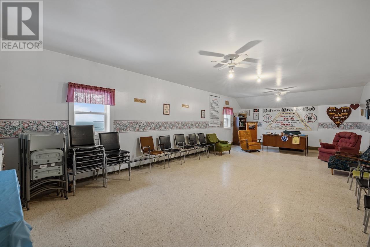 66 Main Street, Souris, Prince Edward Island  C0A 2B0 - Photo 15 - 202517897