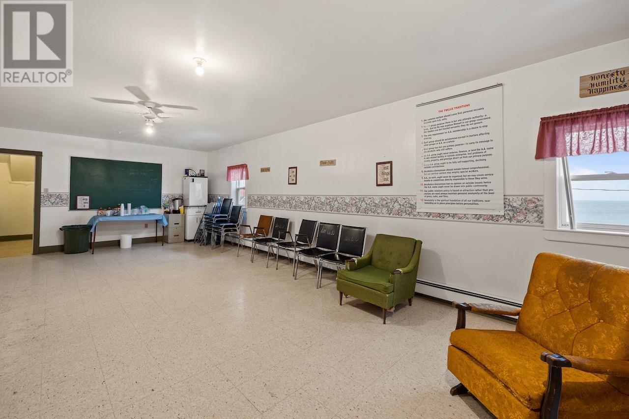 66 Main Street, Souris, Prince Edward Island  C0A 2B0 - Photo 16 - 202517897