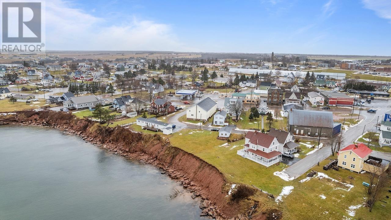 66 Main Street, Souris, Prince Edward Island  C0A 2B0 - Photo 37 - 202517897