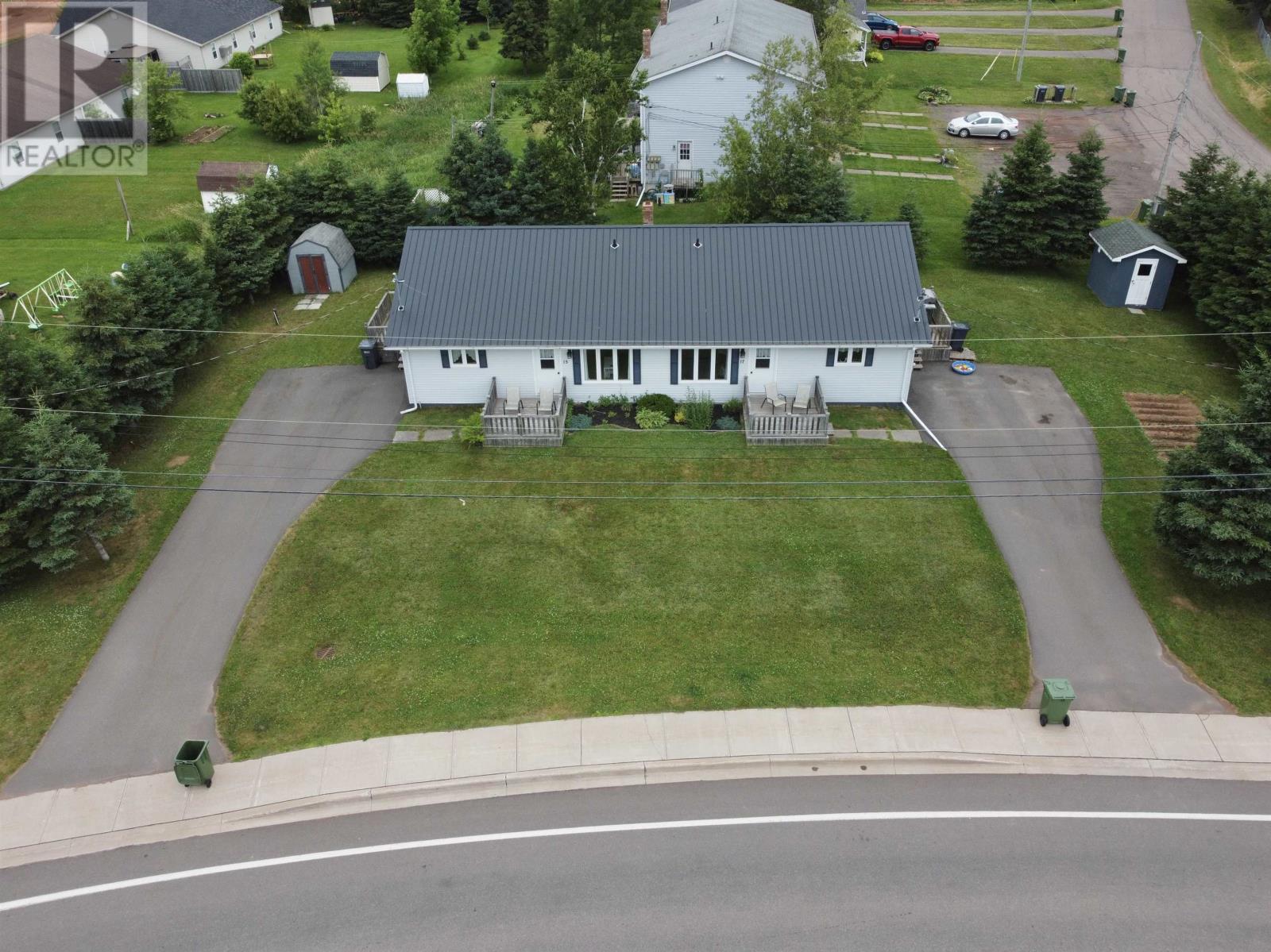 15-17 Cornwall Road, Cornwall, Prince Edward Island