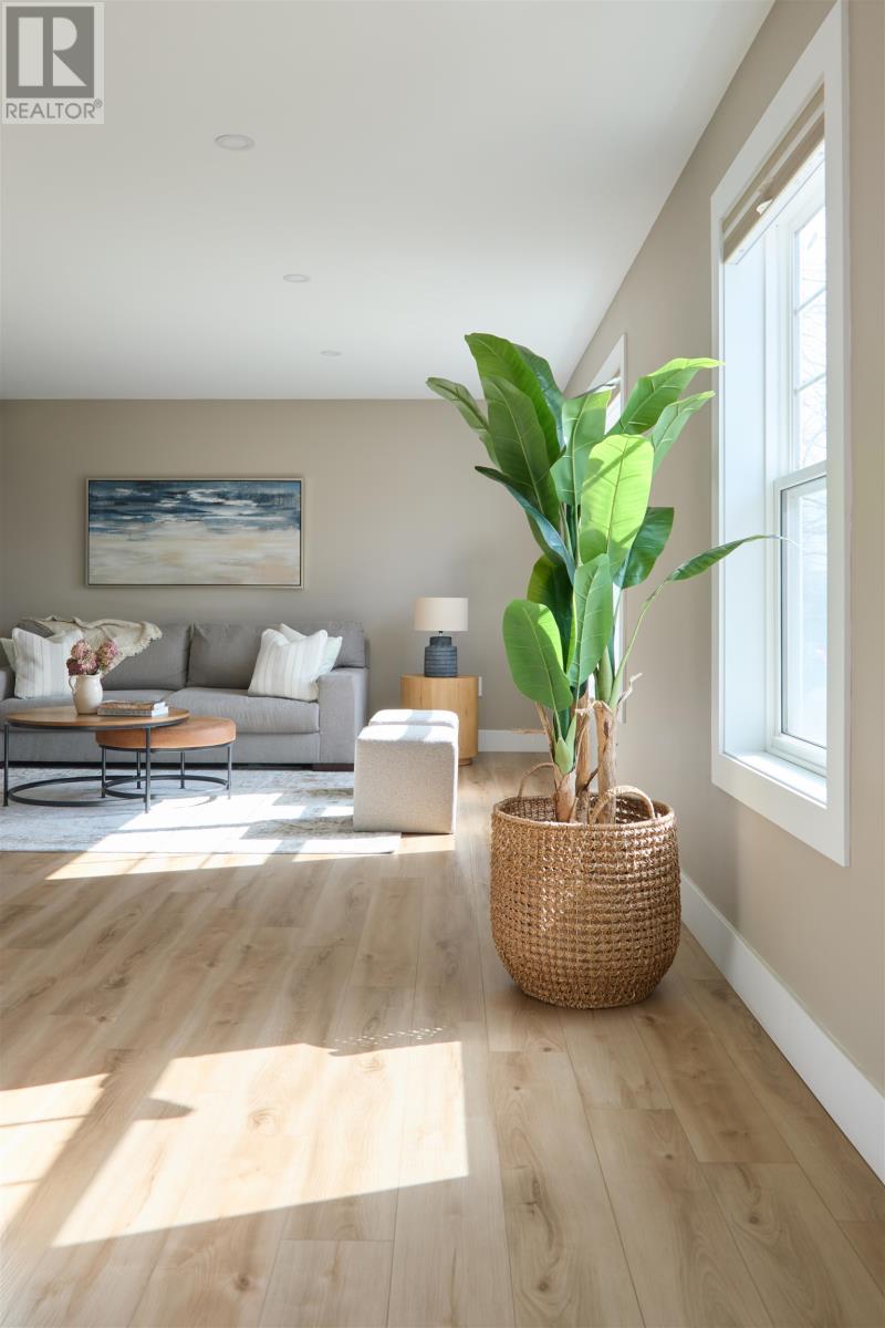 31 Maxfield Avenue, Sherwood, Prince Edward Island  C1A 6K6 - Photo 3 - 202517927