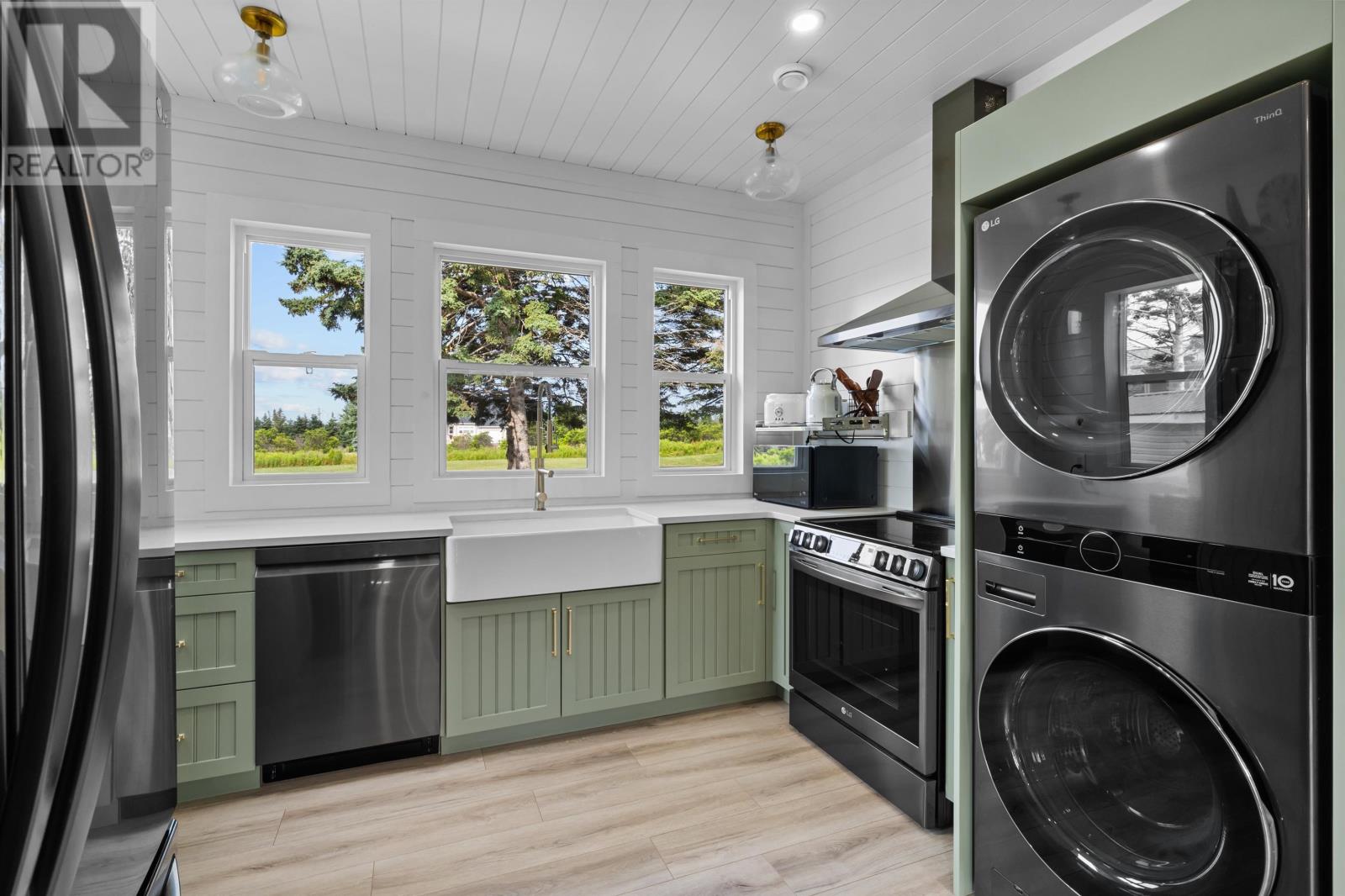 94 Sandy Cove Road, Canoe Cove, Prince Edward Island  C0A 1H7 - Photo 14 - 202518009