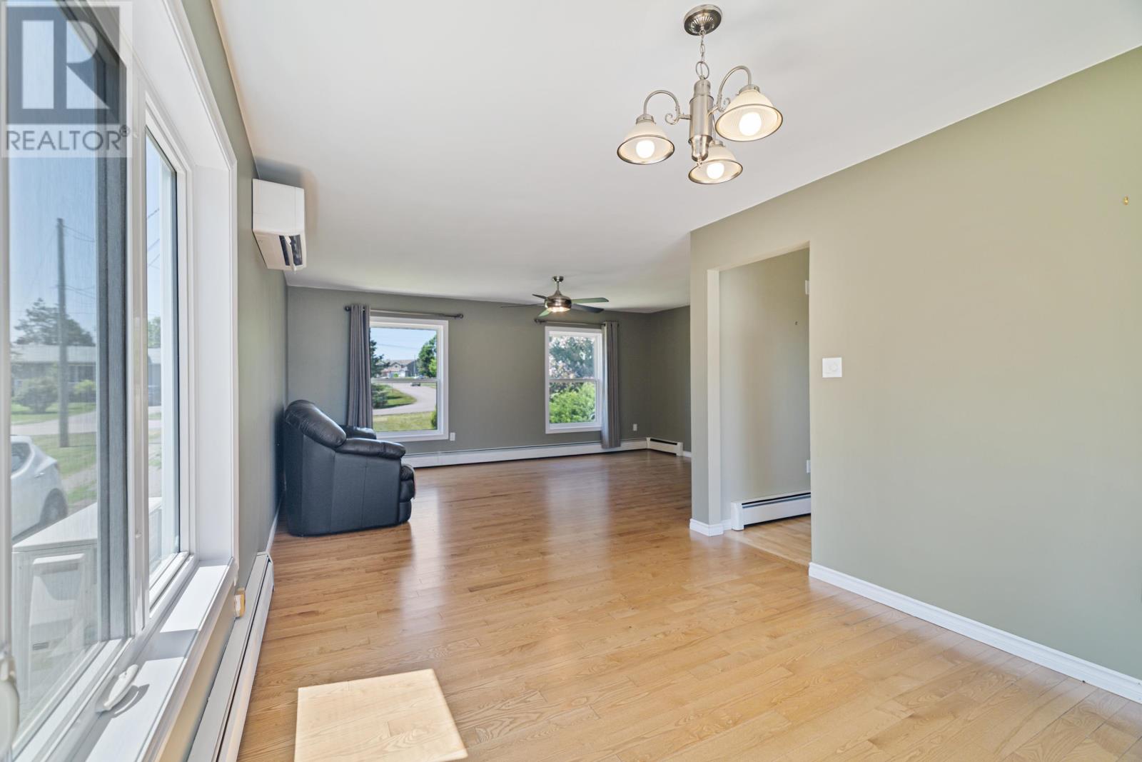 53 Windymere Drive, Charlottetown, Prince Edward Island  C1E 1V2 - Photo 12 - 202518073