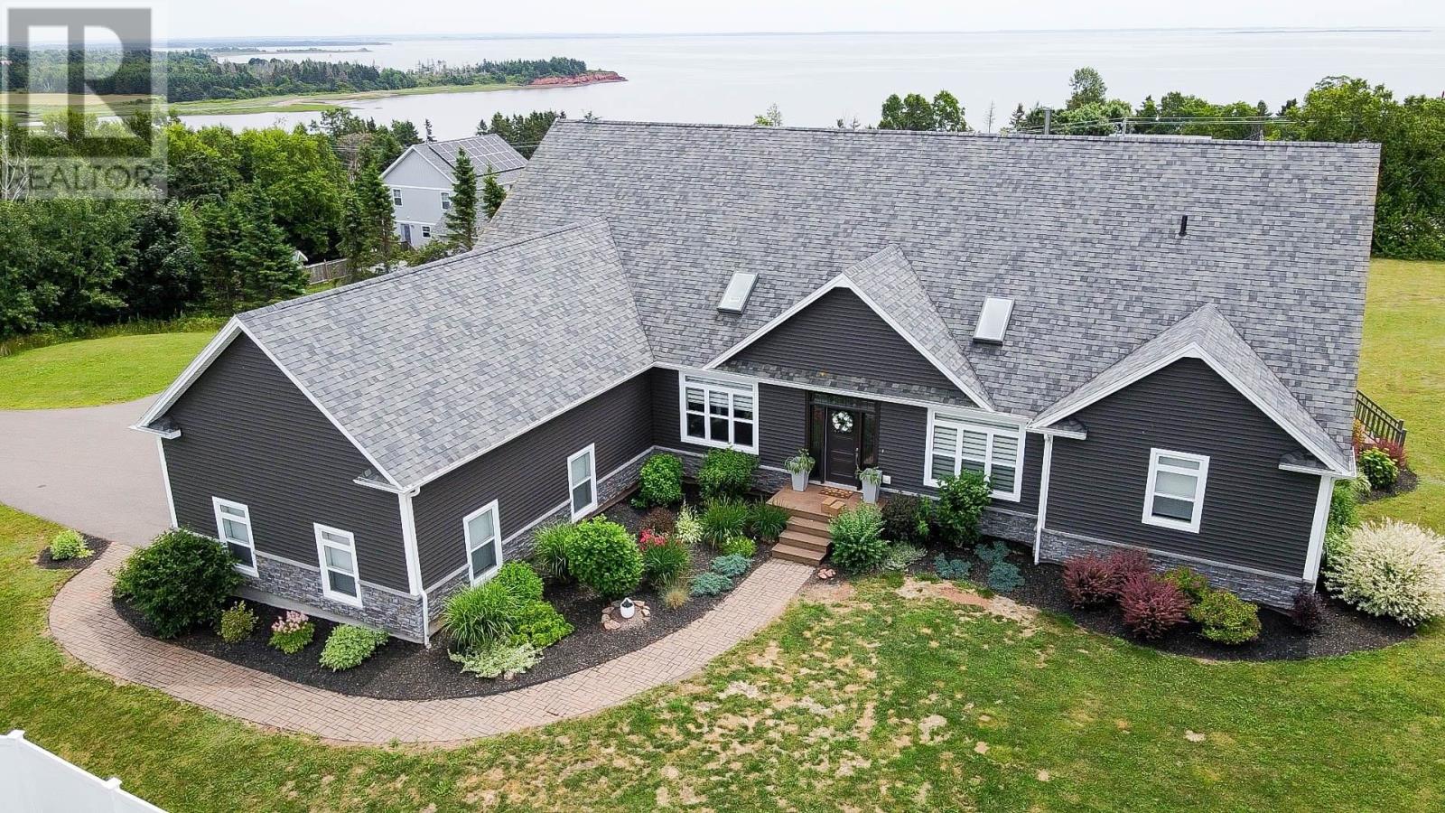 23 Paget & Keppoch Lot Crescent, Stratford, Prince Edward Island  C1B 0E3 - Photo 4 - 202518250