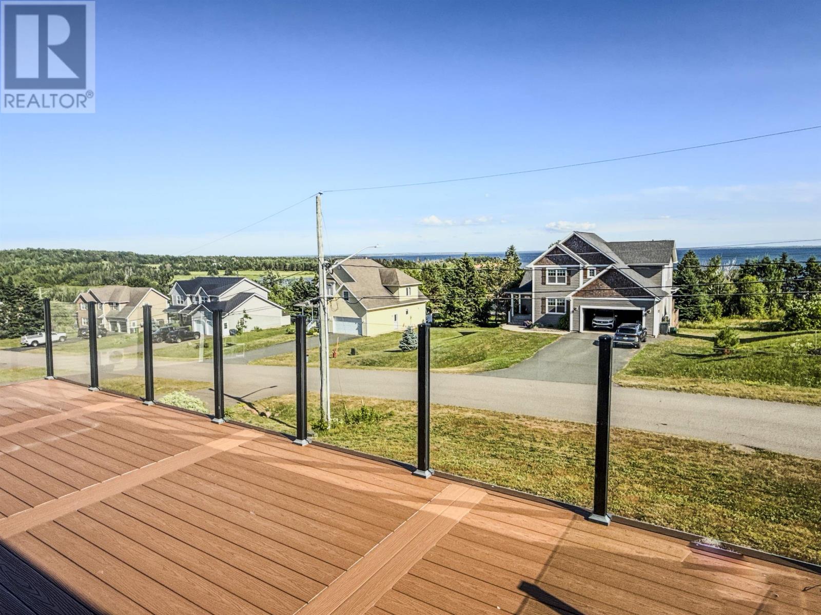 18 Paget Crescent, Stratford, Prince Edward Island  C1B 0E2 - Photo 4 - 202518288