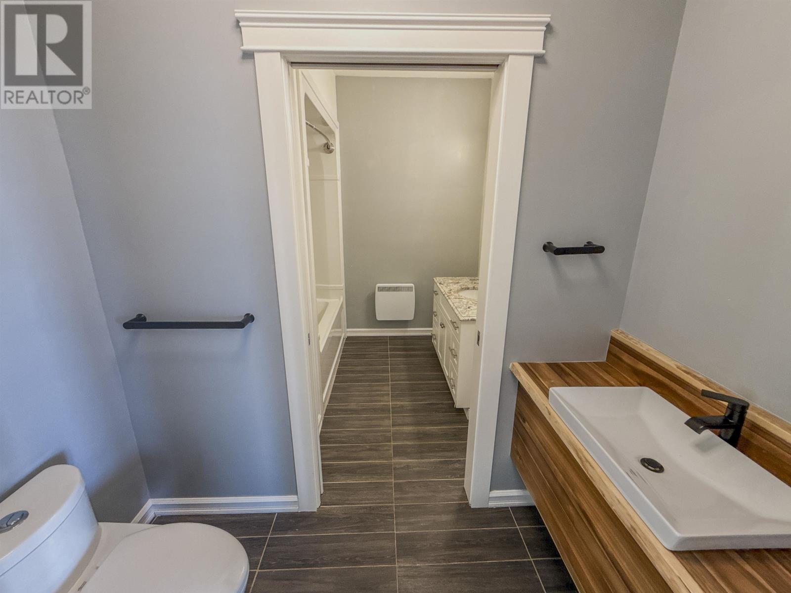 18 Paget Crescent, Stratford, Prince Edward Island  C1B 0E2 - Photo 9 - 202518288