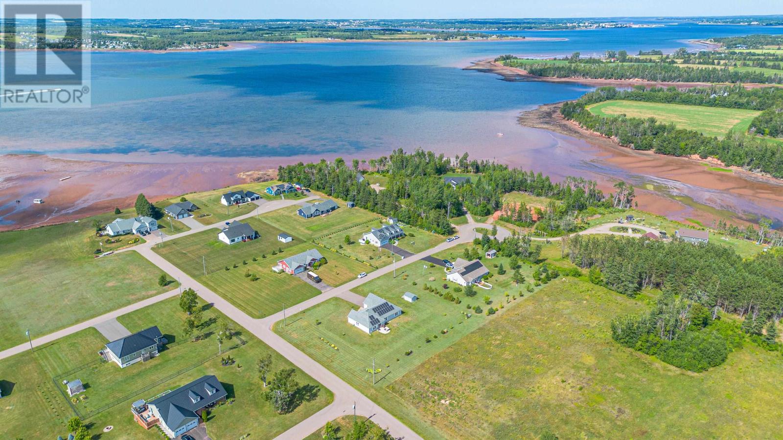 12 Ashton Street, Fairview, Prince Edward Island  C0A 1H2 - Photo 5 - 202518604