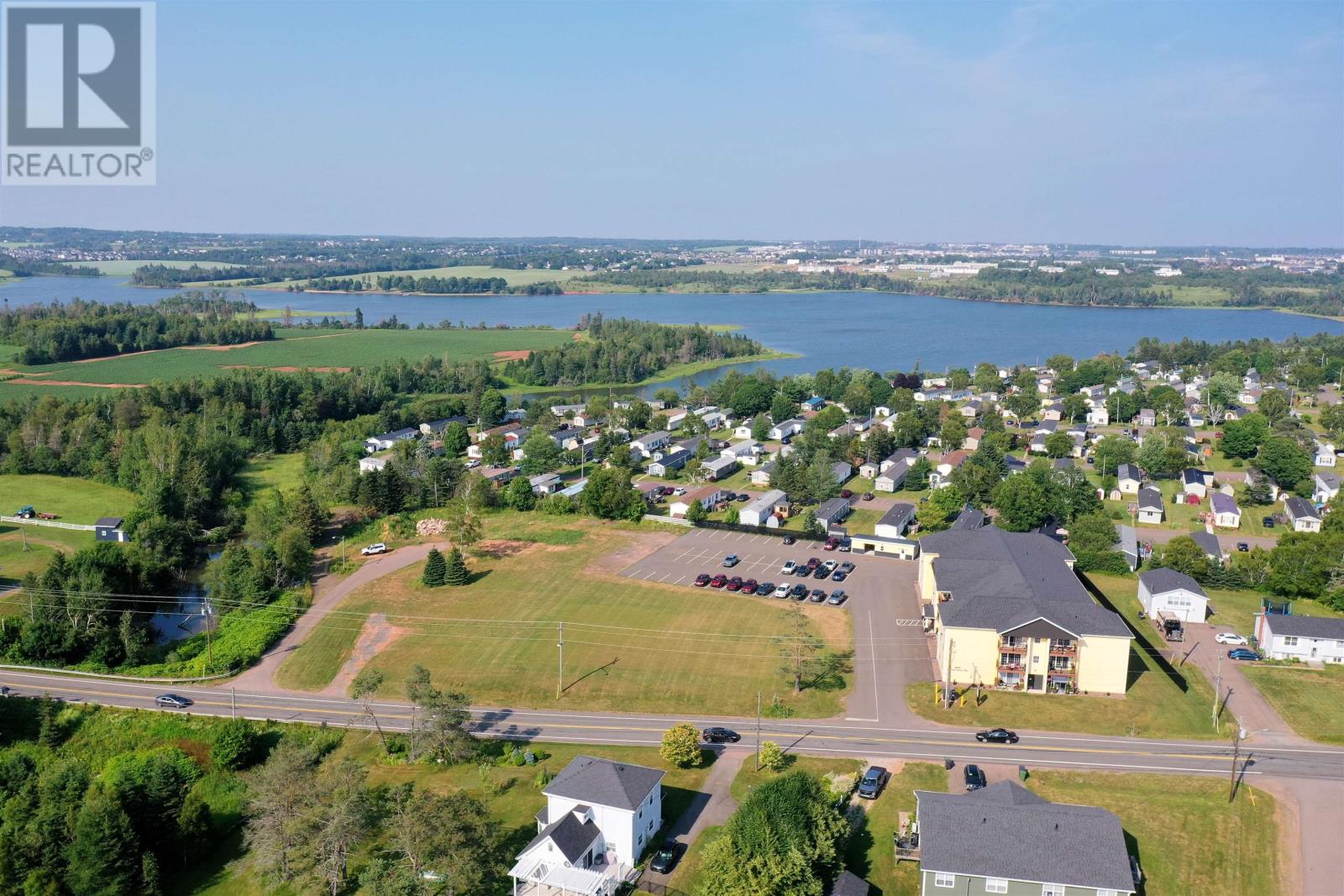 1592 Warren Grove Road, Cornwall, Prince Edward Island  C0A 1H8 - Photo 14 - 202518804