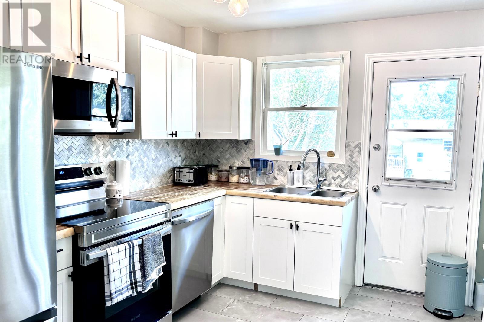 105 Glenafton Drive, Charlottetown, Prince Edward Island  C1A 7A8 - Photo 10 - 202518907