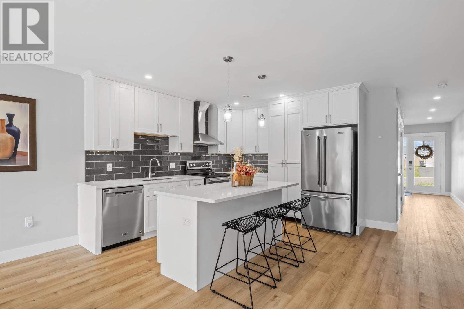 62 Kindred Avenue, East Royalty, Prince Edward Island  C1C 0W9 - Photo 2 - 202519265