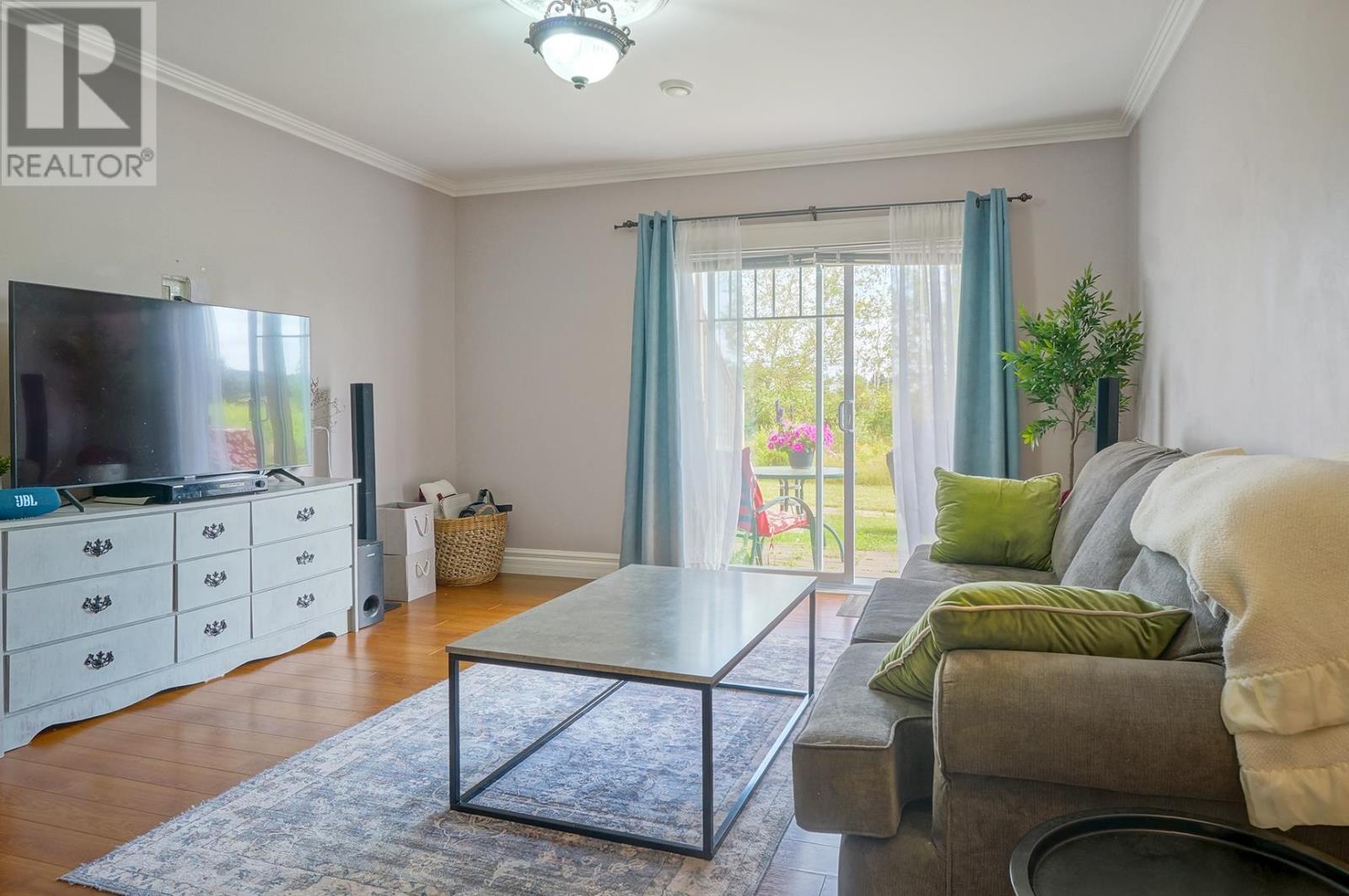 108-55 Glen Stewart Drive, Stratford, Prince Edward Island  C1B 2A8 - Photo 6 - 202519443