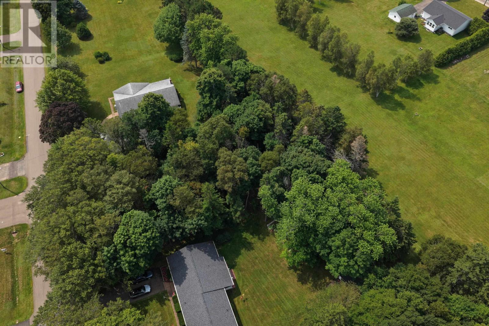 24-1 Birchwood Heights, Summerside, Prince Edward Island  C1N 4C3 - Photo 13 - 202519528