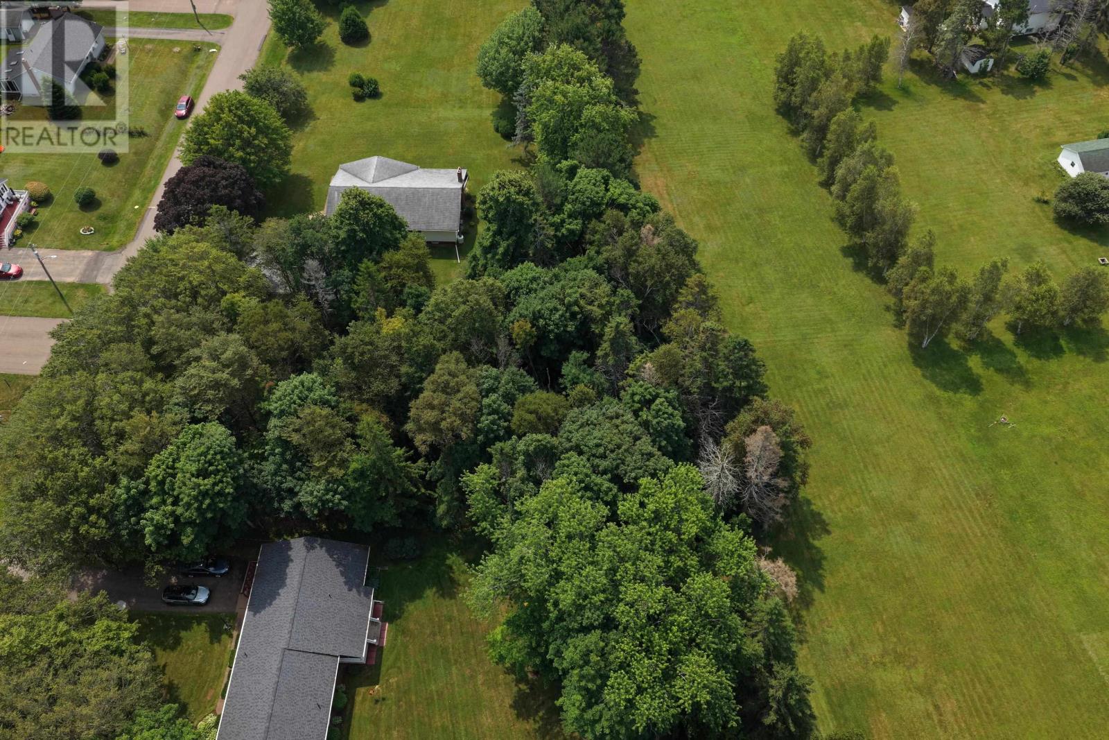 24-1 Birchwood Heights, Summerside, Prince Edward Island  C1N 4C3 - Photo 15 - 202519528