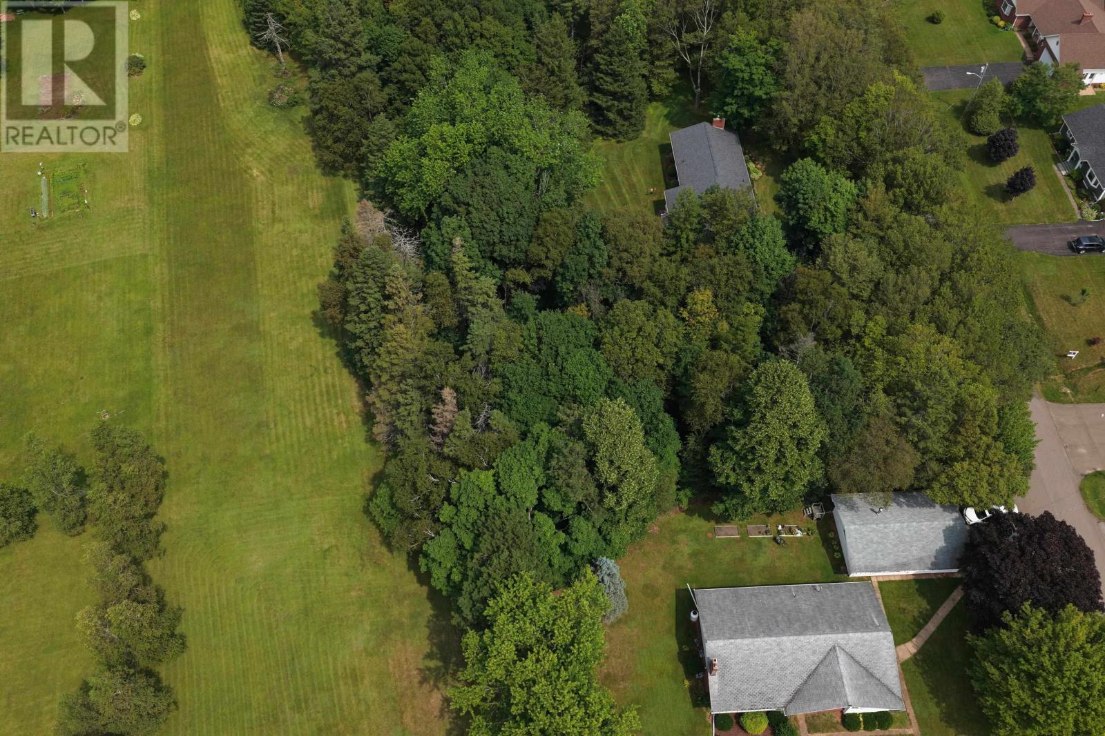 24-1 Birchwood Heights, Summerside, Prince Edward Island  C1N 4C3 - Photo 32 - 202519528