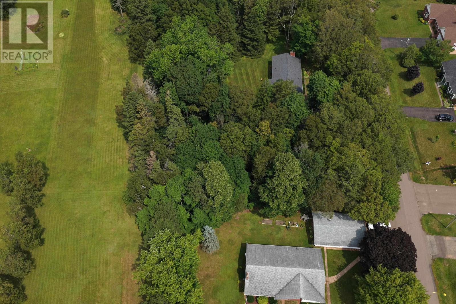 24-1 Birchwood Heights, Summerside, Prince Edward Island  C1N 4C3 - Photo 33 - 202519528