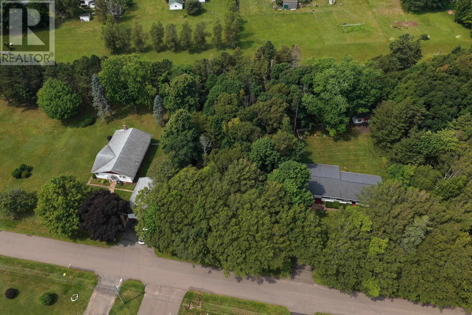 24-1 Birchwood Heights, Summerside, Prince Edward Island  C1N 4C3 - Photo 4 - 202519528